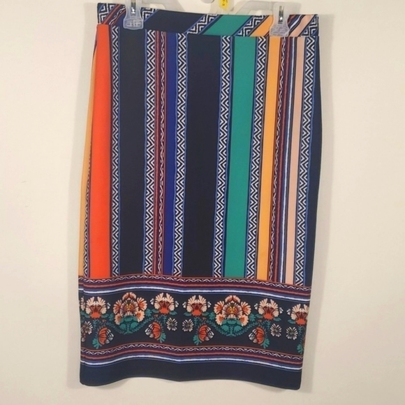 Melissa Paige Dresses & Skirts - Melissa Paige Multicolor Pencil skirt Size Medium